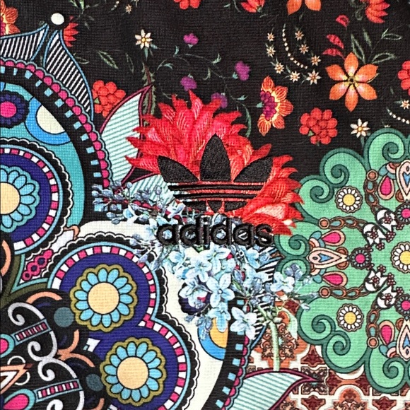 Adidas x Farm Rio Track Zip Up Jacket Jardim Agharta Floral Boho Size Medium - Picture 7 of 11